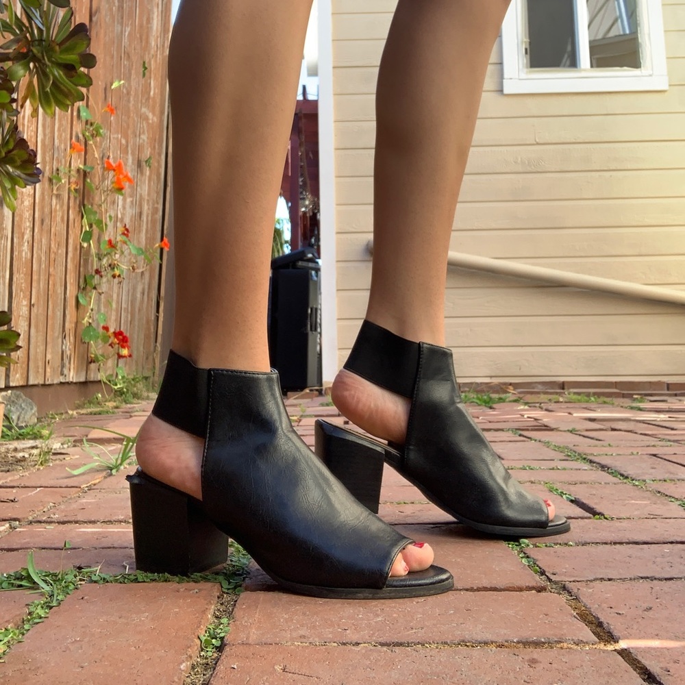 Faux leather nubuck cutout sandals